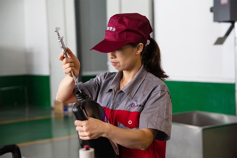 ����Ͱ�ߴ繫��z�y